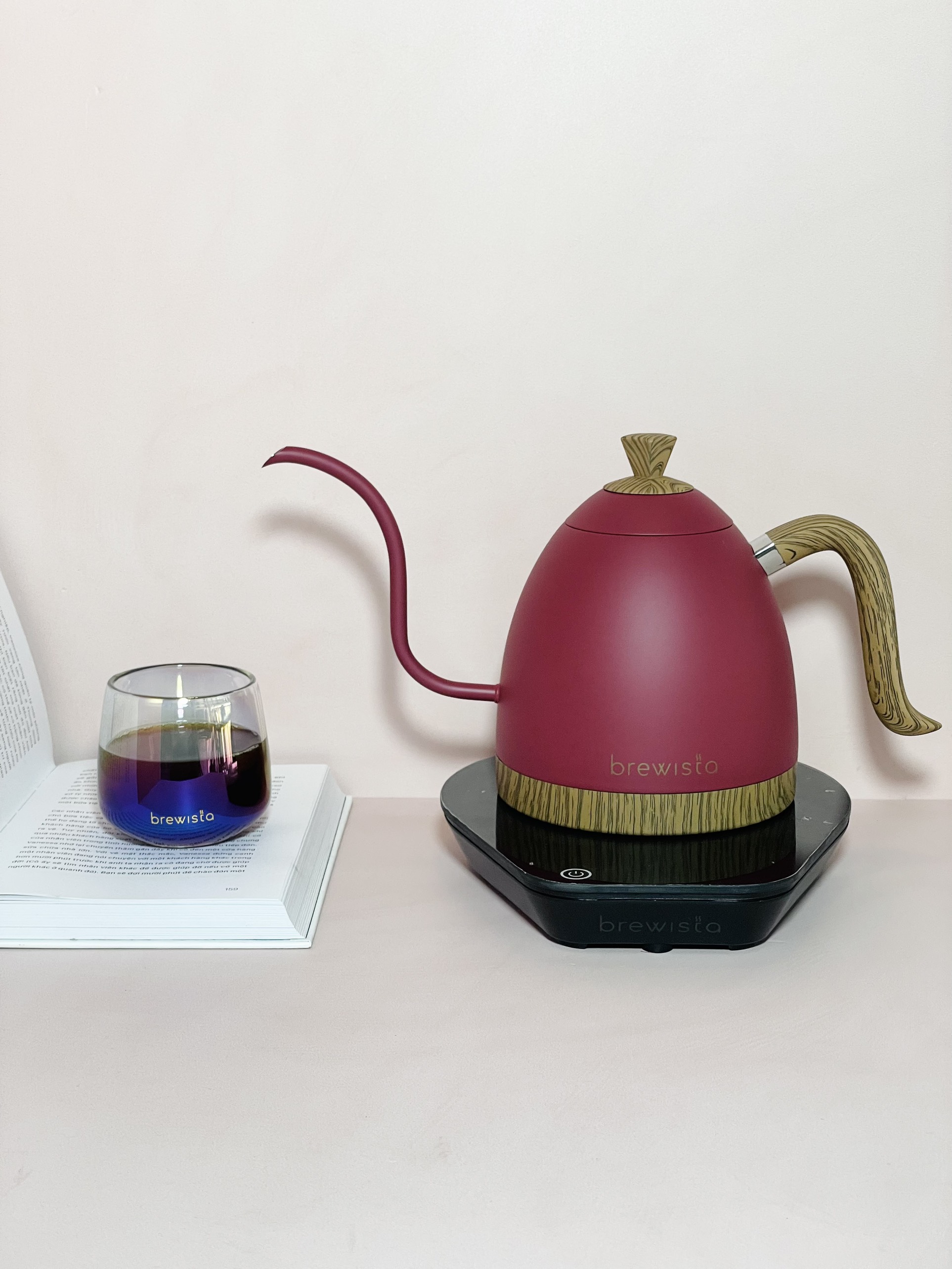 Ấm đun cảm ứng chuyên dụng rót cà phê Kettle 600ml - Màu Đỏ (Chính hãng Brewista)