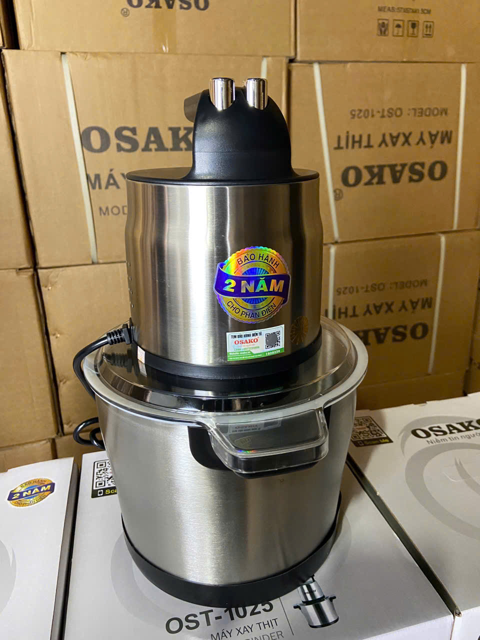 Máy Xay Thịt 5.8L Công Suất 950W Osako OST-1025 Cối Inox Xay Công Nghiệp Cho Quán-Kèm Lưỡi Dao Dự Phòng - Hàng Chính Hãng