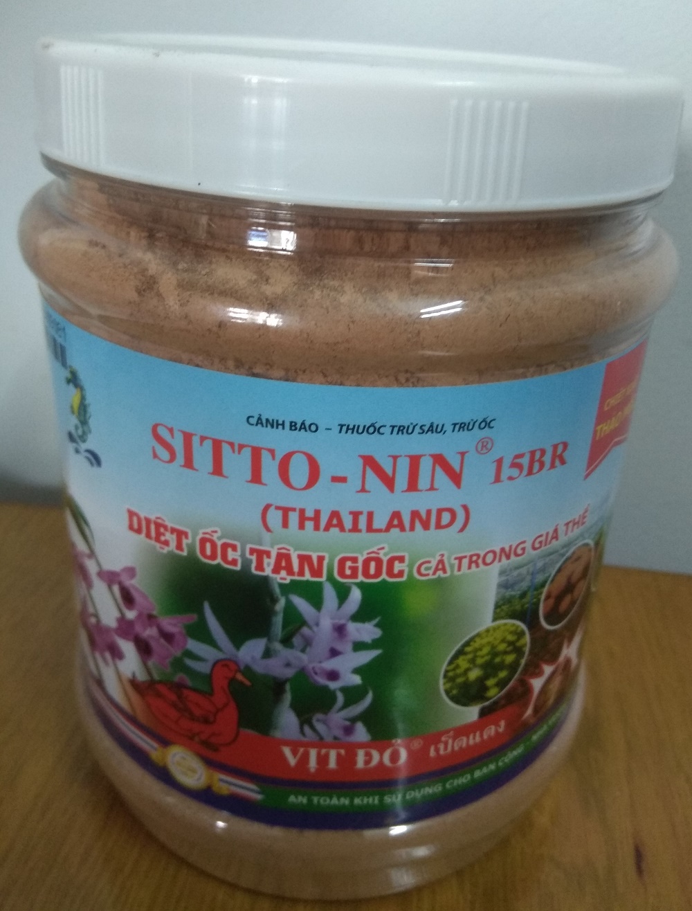 Sản phẩm SITTO-NIN trừ ốc tận gốc cả trong giá thể - chai 1 KG