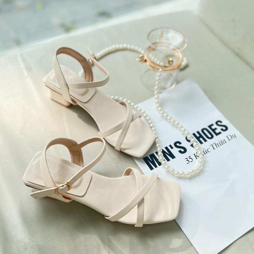 Min's Shoes - Giày Xăng Đan Nữ Da Mềm S378