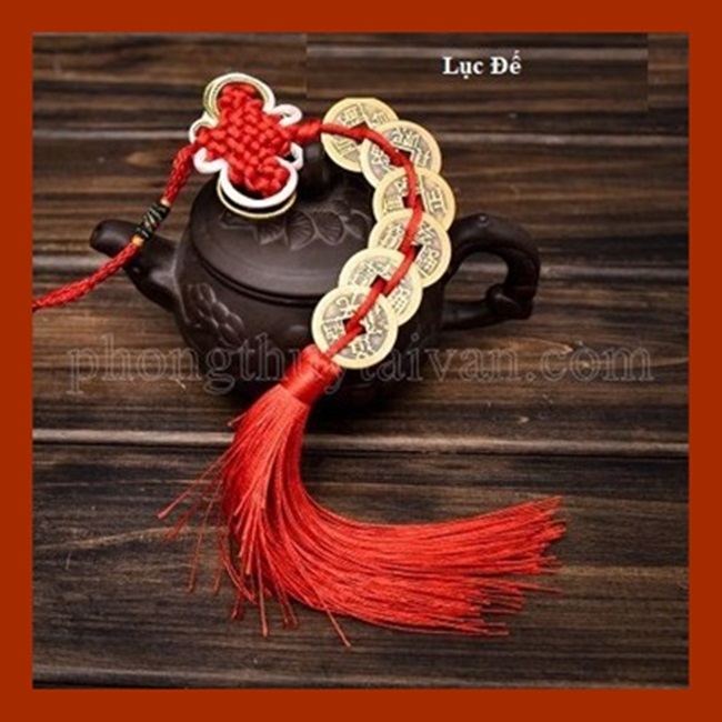 Dây xu màu đỏ - Vật phẩm phong thủy.