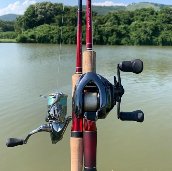 Cần Lure Máy Đứng Shim.ano World Shaula Thuộc Dòng Cần Cao Cấp, Trang Bị Những Công Nghệ Tiên Tiến