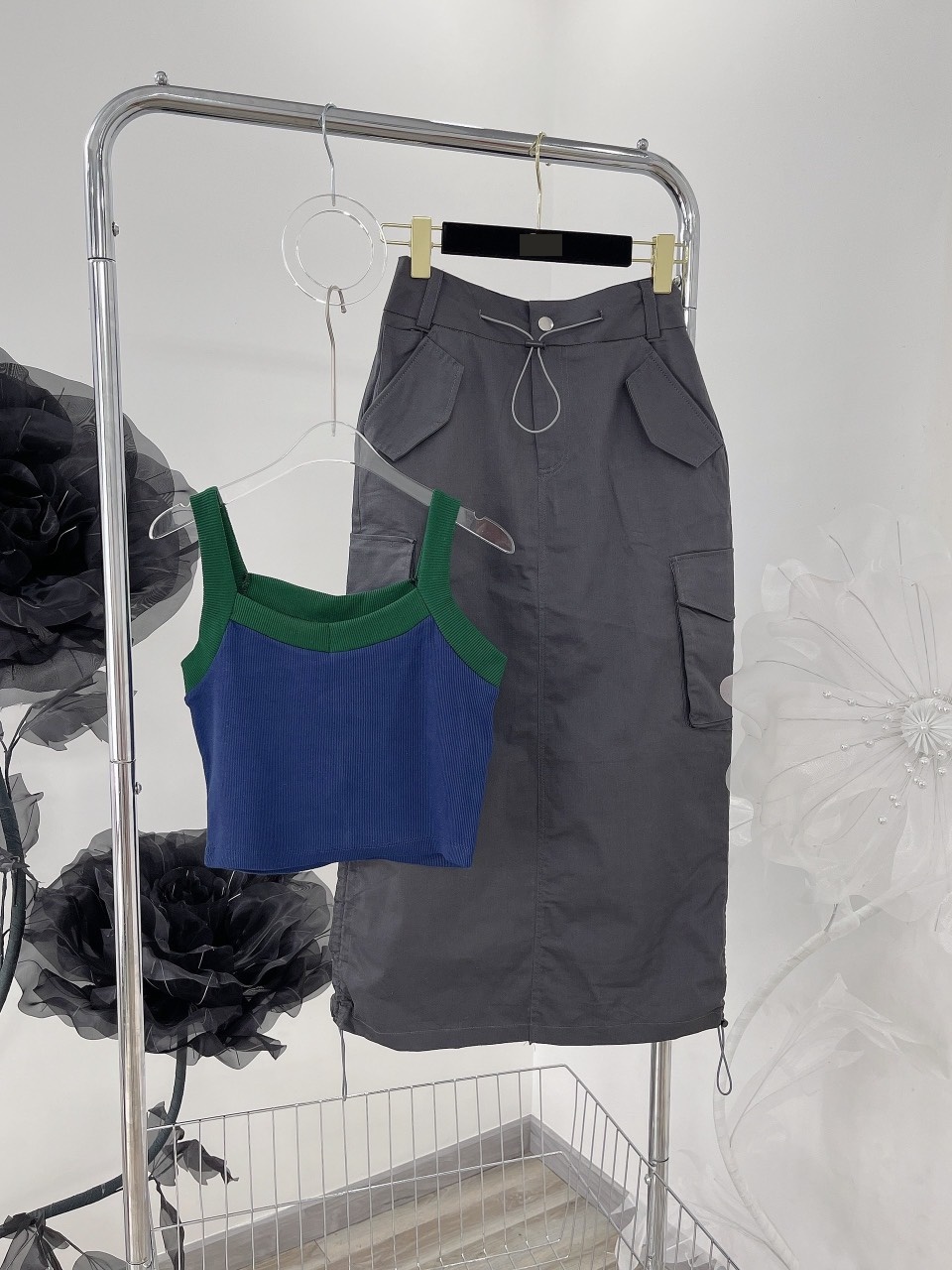 SET CHÂN VÁY DÀI TÚI HỘP LƯNG CAO DÂY RÚT + ÁO THUN CROPTOP DÂY DẠO PHỐ DỰ TIỆC ĐI CHƠI