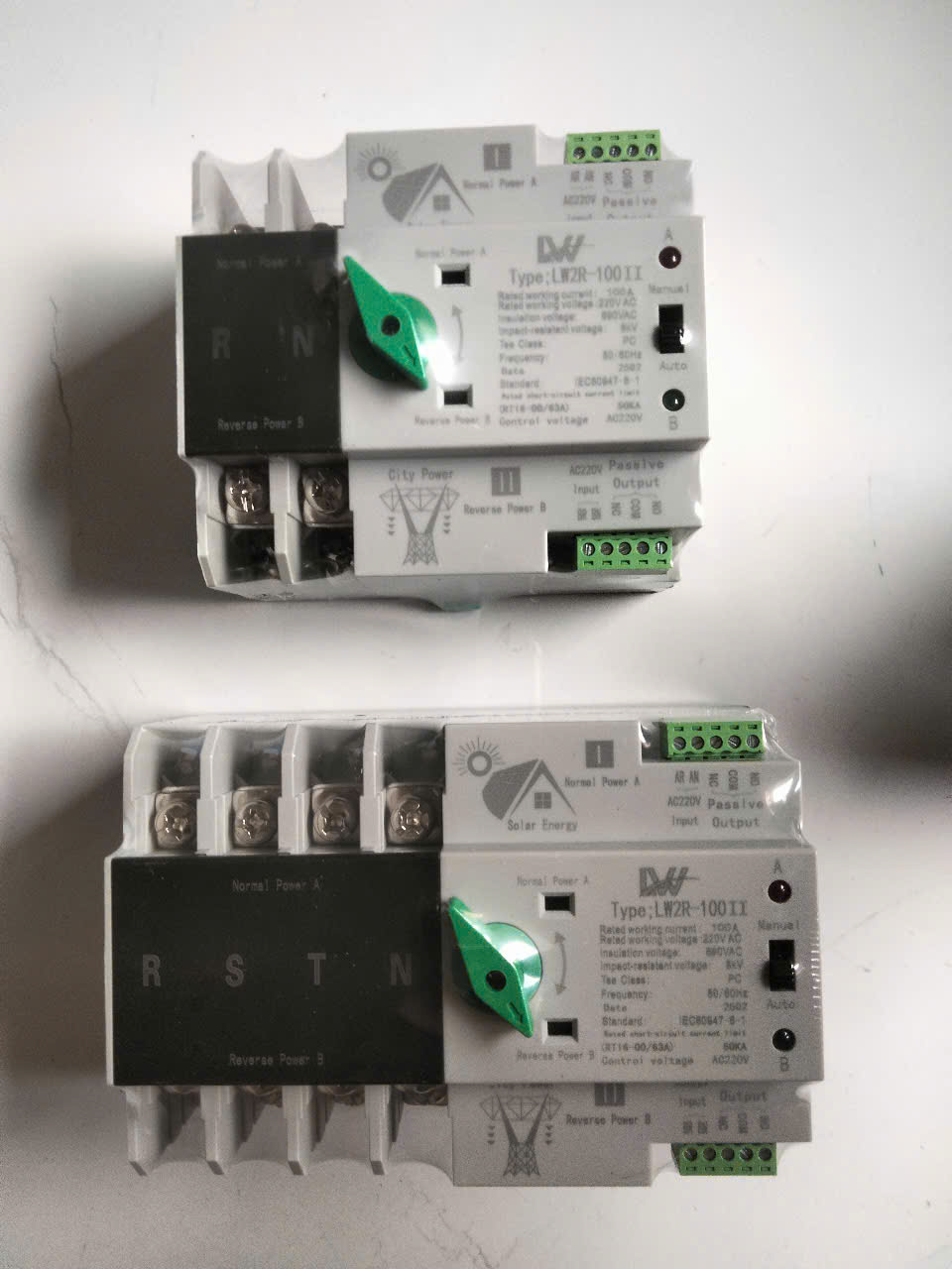 Bộ chuyển nguồn tự động 1 pha và 3 pha ATS 100A LW không làm reset thiết bị chuyên dụng cho điện mặt trời