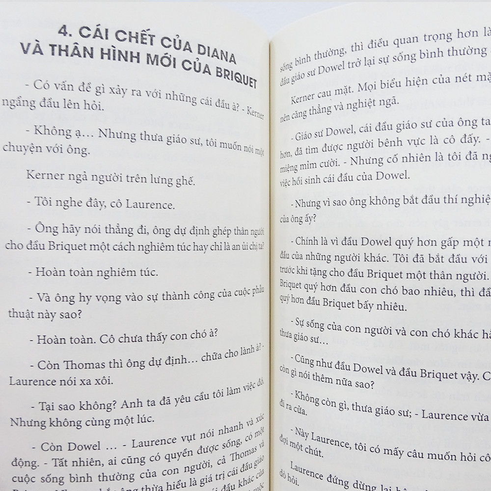 Sách - Cái Đầu Của Giáo Sư Dowel - Sách văn học độc quyền Nhân Văn