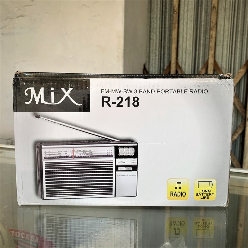 ĐÀI RADIO 3 BĂNG TẦN 2 PIN ĐẠI MIX R-218 CÓ BAO DA HOÀI CỔ