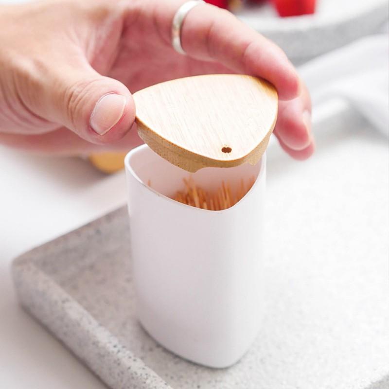 Lọ Đựng Tăm Xỉa Răng Màu Trắng Tiện Dụng