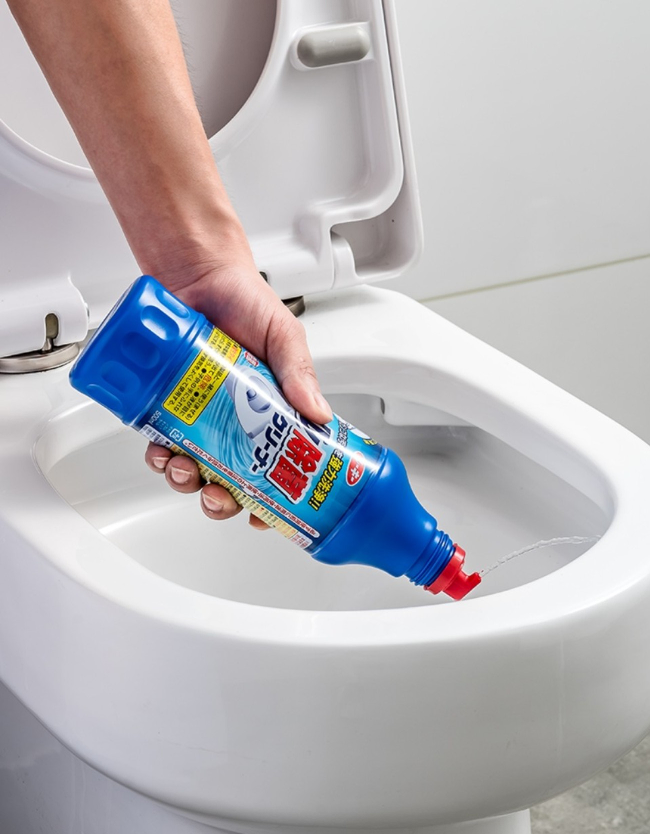 Chai nước tẩy toilet 500ml nội địa Nhật Bản