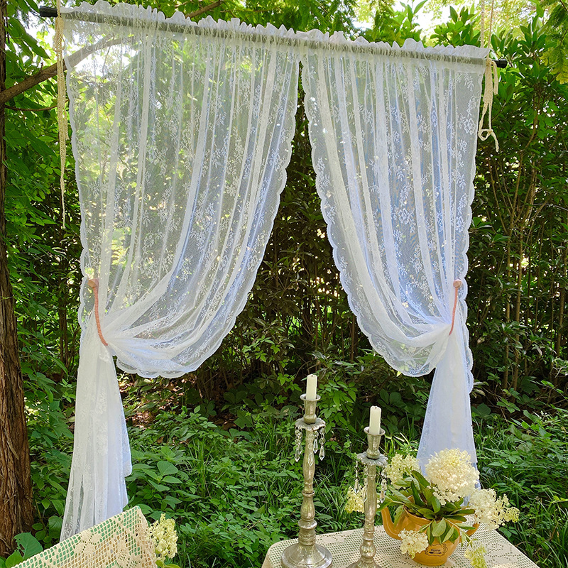 Tấm rèm ren trang trí tạo backdrop chụp ảnh, decor phong cách Korea