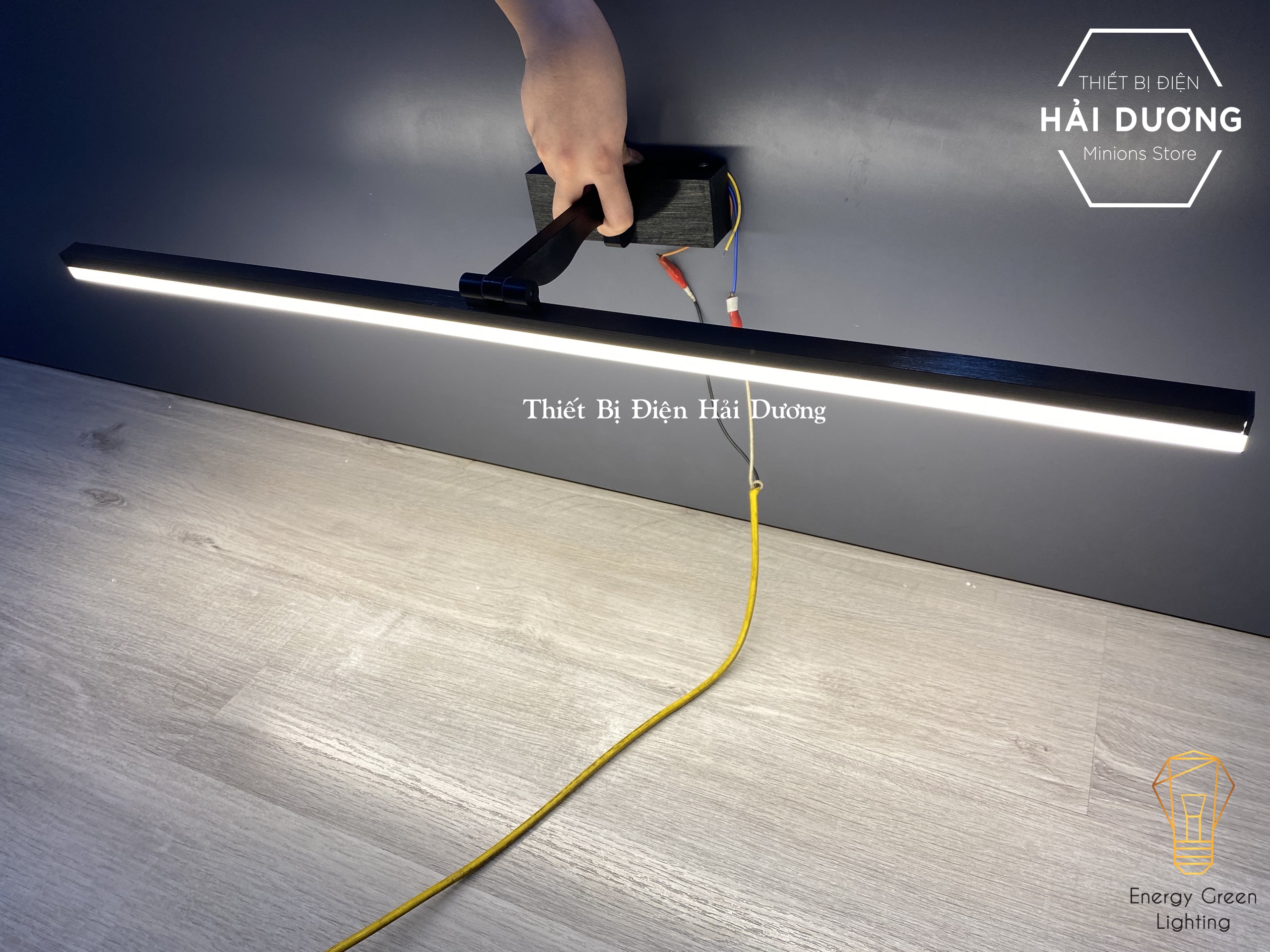 Đèn soi tranh - Đèn rọi gương Led Model 8018 100cm 20w 3 Chế Độ Ánh Sáng - Điều chỉnh được góc chiếu