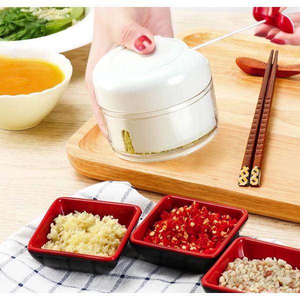 Máy xay tỏi, ớt kéo tay tiện dụng