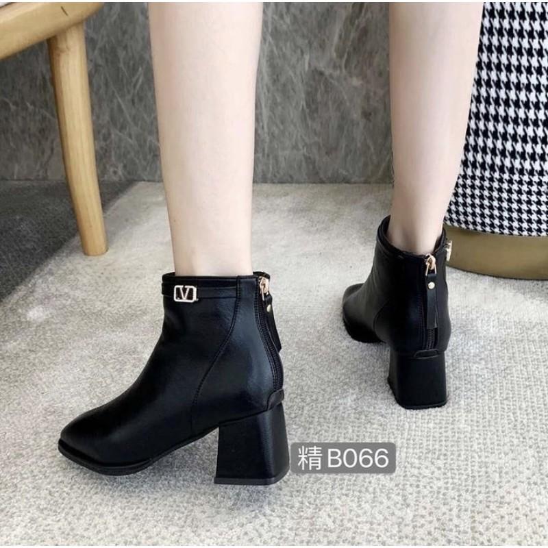 BOOT CỔ CHÂN KHOÁ V ĐẾ VUÔNG 6P