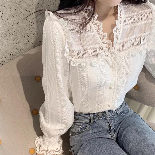 Áo Kiểu Nữ Tay Dài Bo Bèo, Sọc Ren, Cổ V, Bèo Ren Cổ Tay Ngực