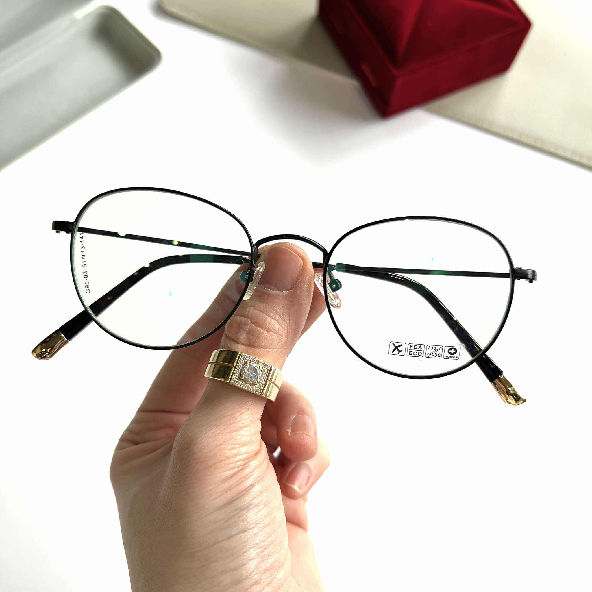 Kinh gọng kim loại dáng bầu nhỏ xinh chất liệu kim loại