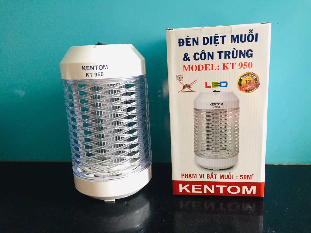 Đèn diệt muỗi và côn trùng Kentom KT 950- Hàng chính hãng