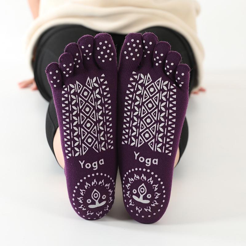 Phụ nữ mùa xuân Yoga Silicone vớ năm ngón chân không trượt Ladies Thể thao Grip Pilates Vớ màu: Rust Red Kích thước: EU 34-39