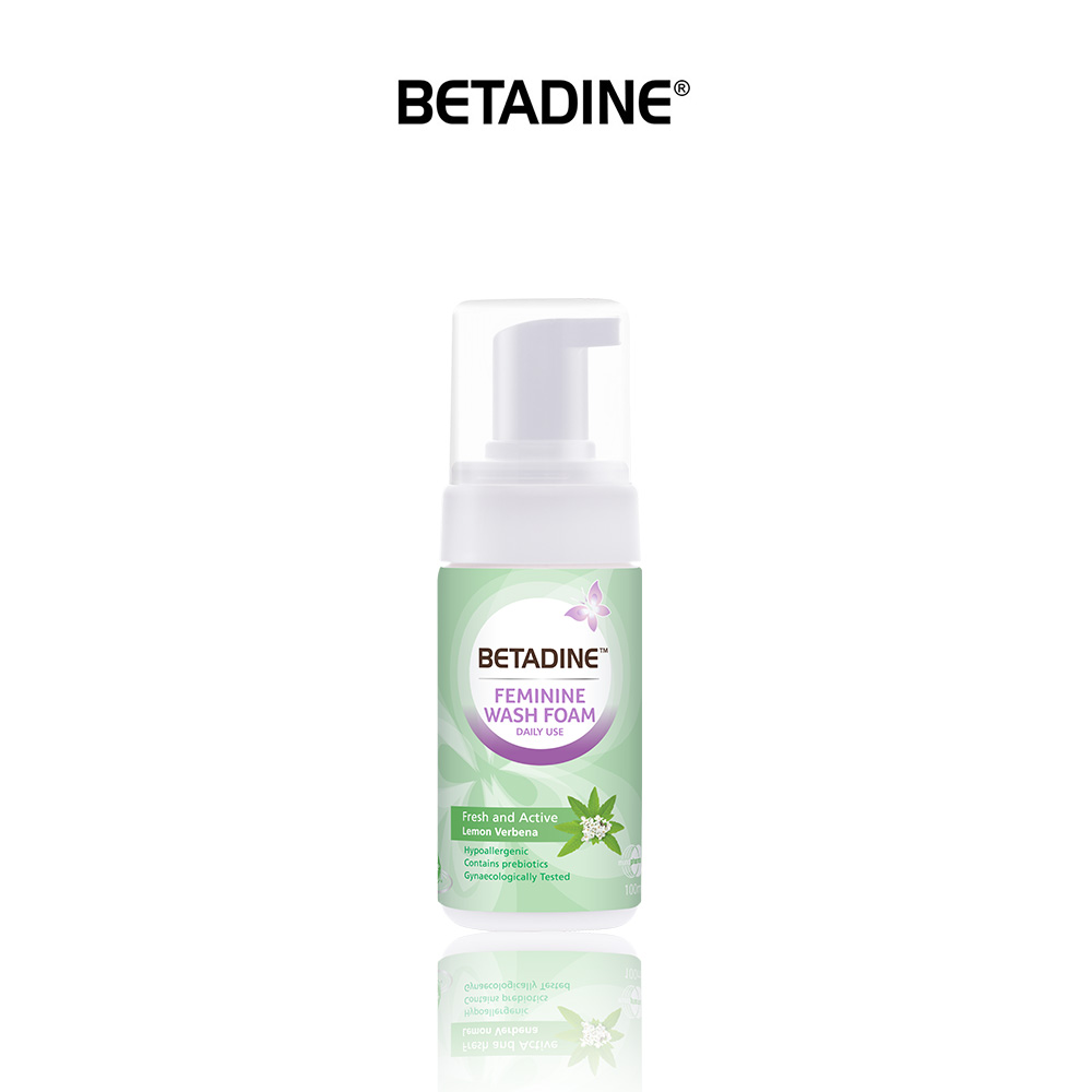 Bọt vệ sinh phụ nữ Betadine Feminine Wash Foam Daily Use 100ml