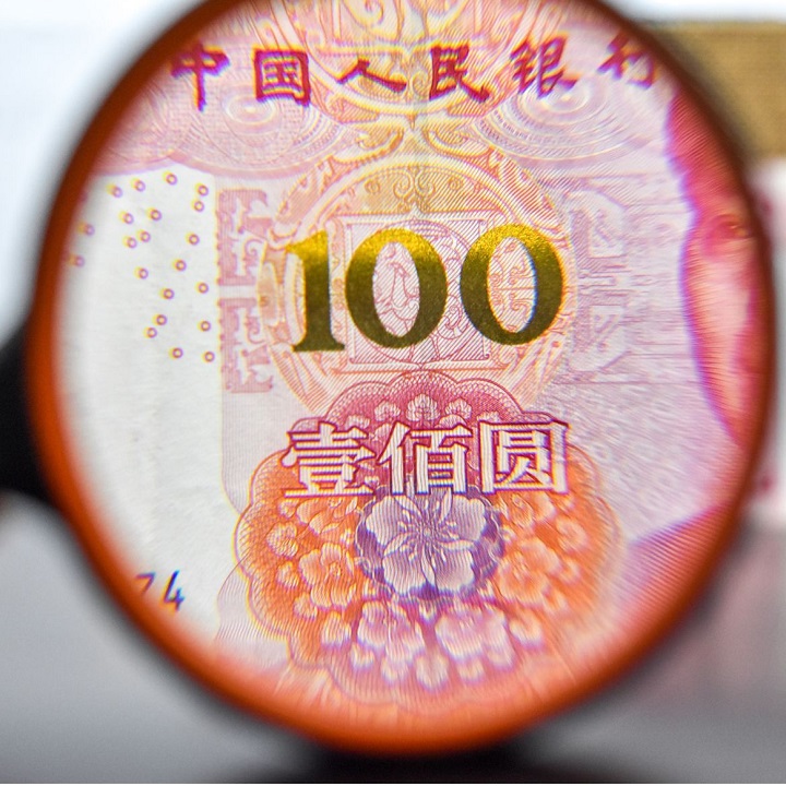 KÍNH LÚP đường kính 100mm CÁN NHỰA ĐÚC MÀU ĐEN ĐỎ