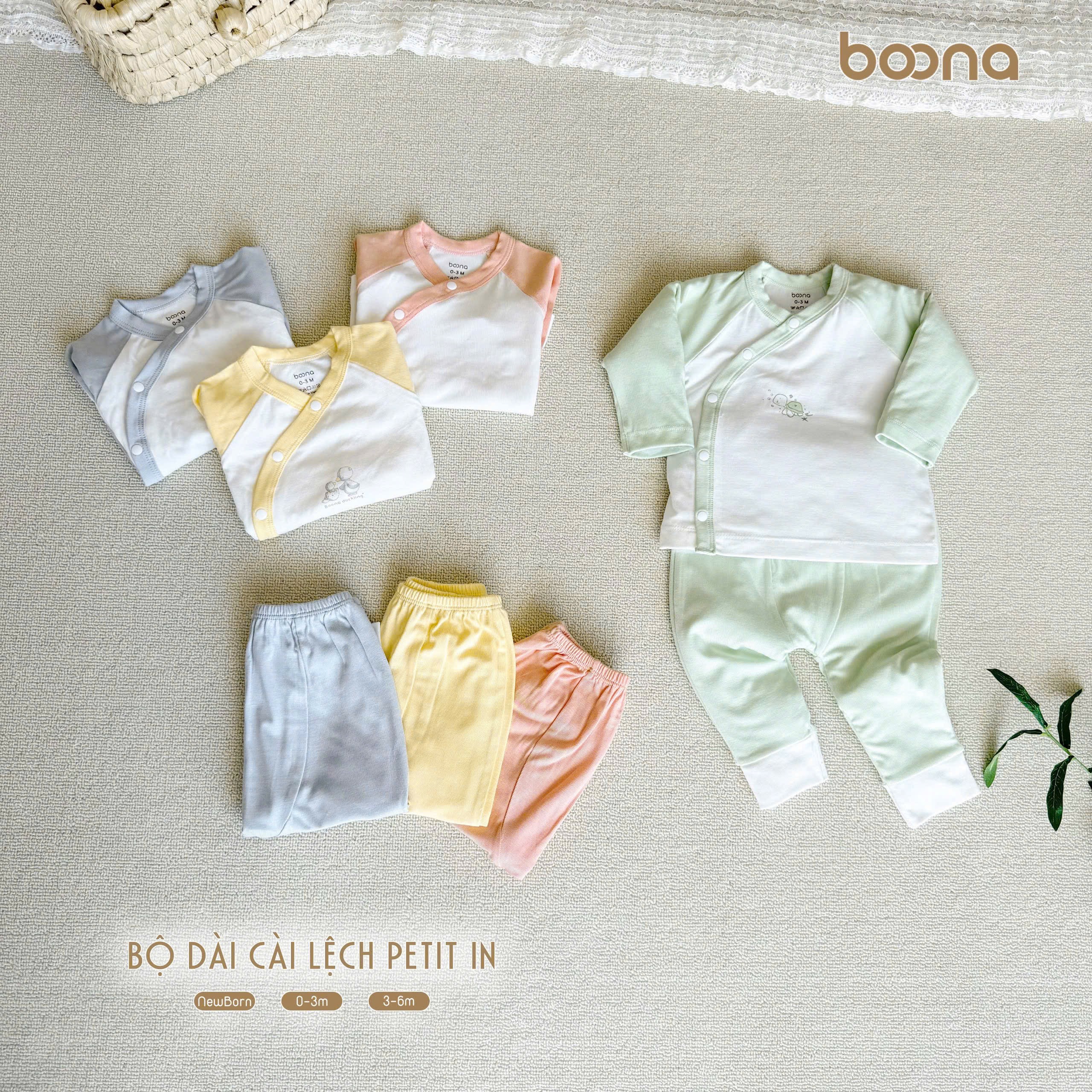 Bộ sơ sinh dài cài lệch petit in Boona