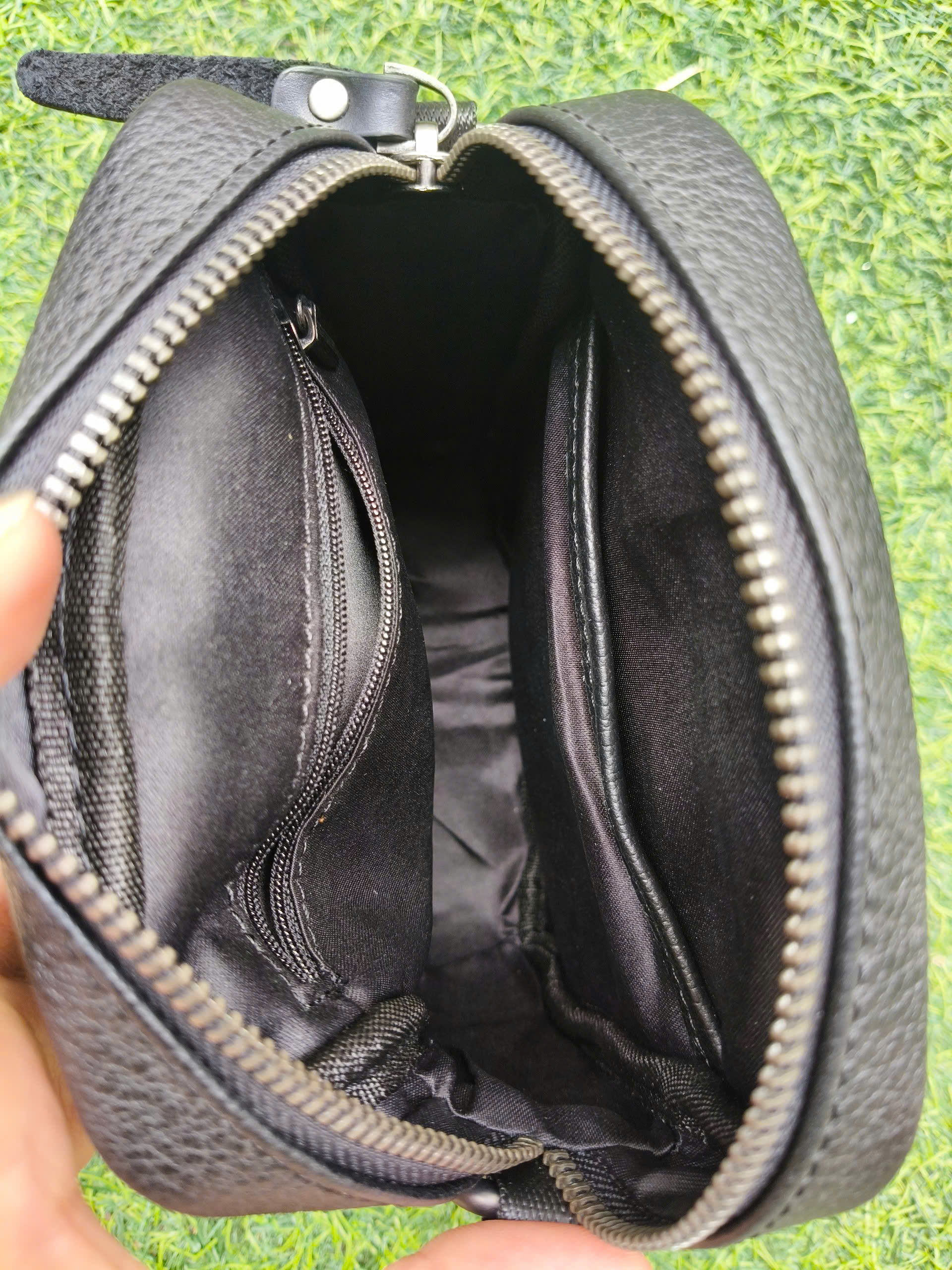 Túi Đeo Chéo Nam Da Bò Thật BHM1413 Mini Nhỏ Gọn Cao Cấp Vân Da Tự Nhiên Đựng Điện Thoại Ví Hộ Chiếu