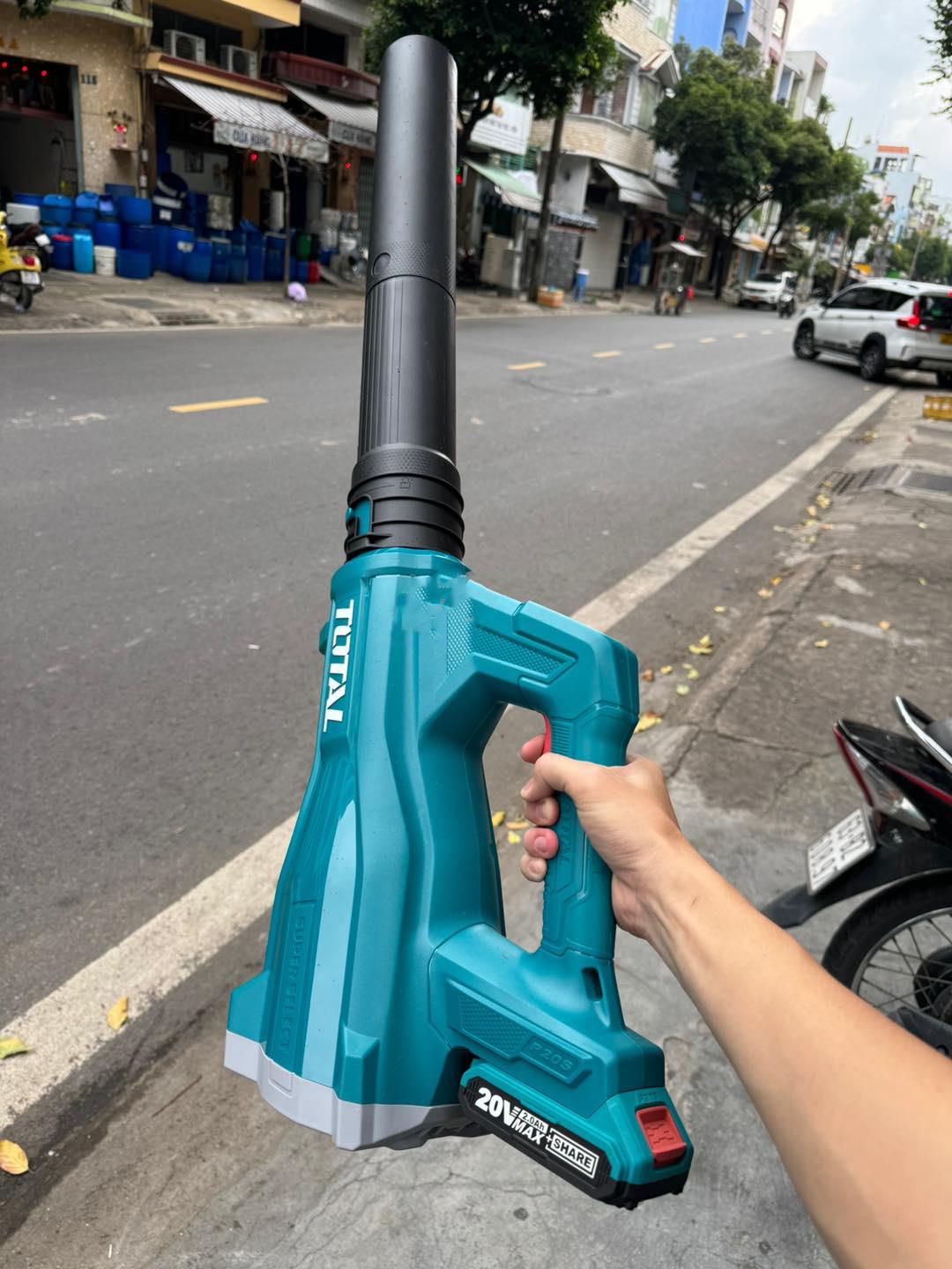 MÁY THỔI BỤI DÙNG PIN 20V TOTAL TABLI20323 - HÀNG CHÍNH HÃNG