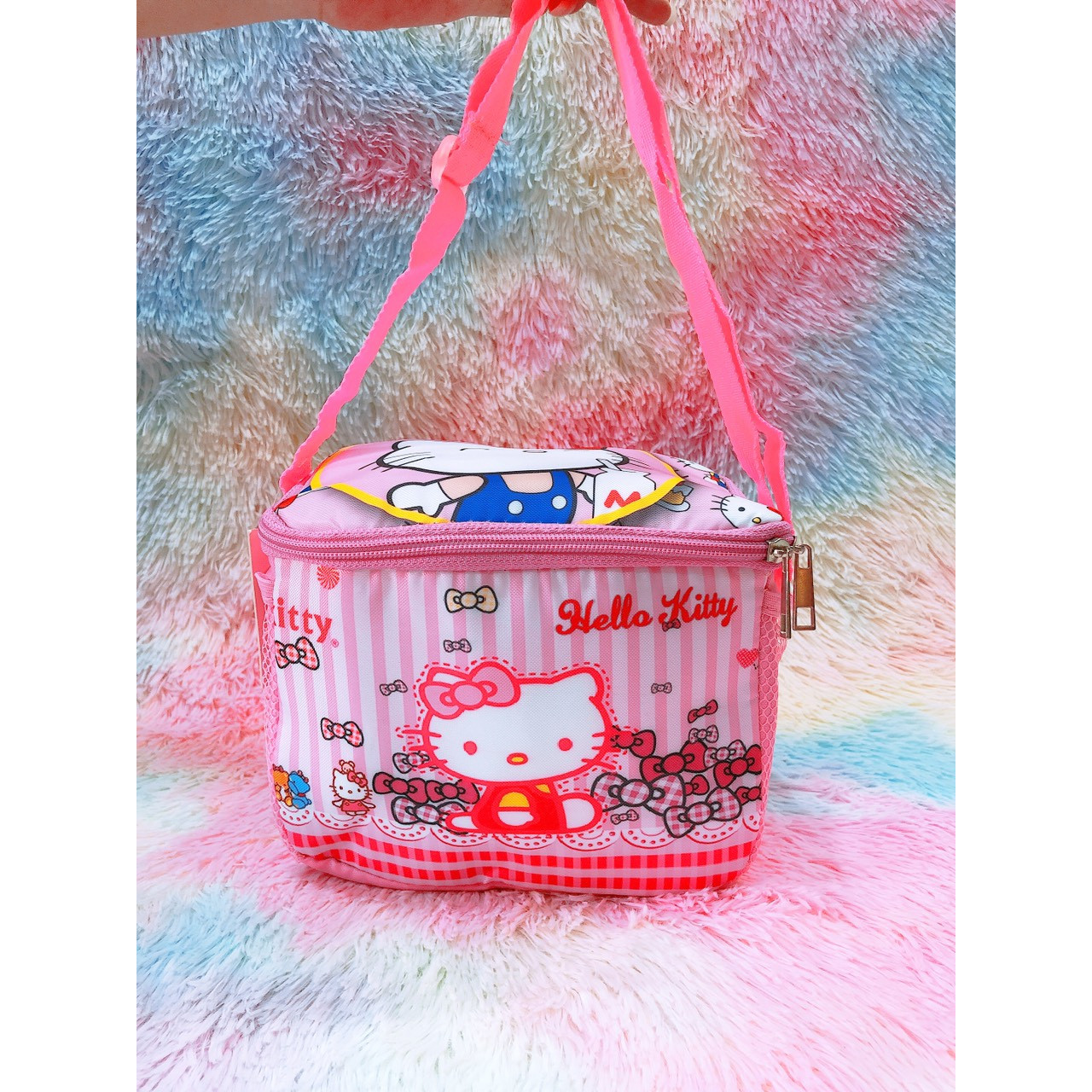 Túi đeo giữ nhiệt đố ăn , thực phẩm Hello Kitty