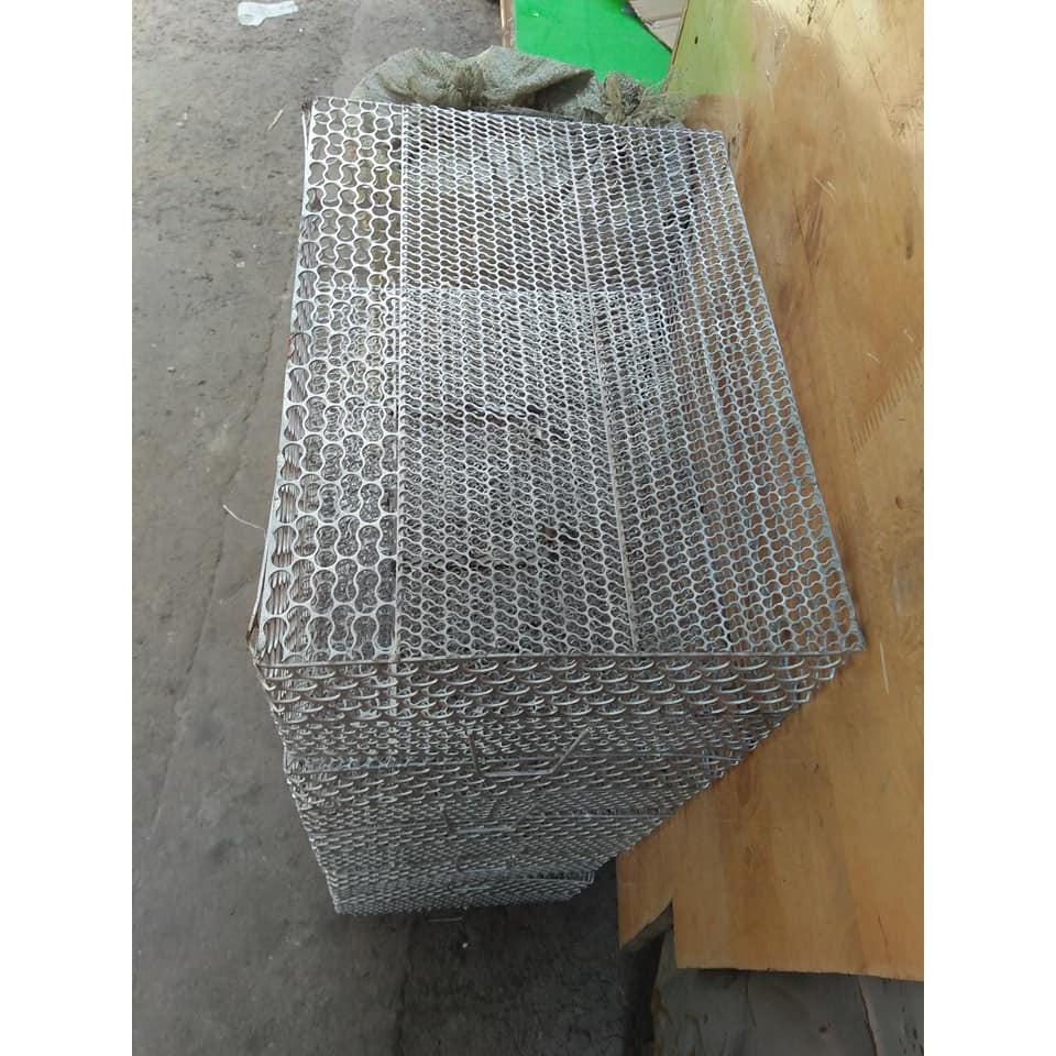 Lồng nhốt động vật nhỏ