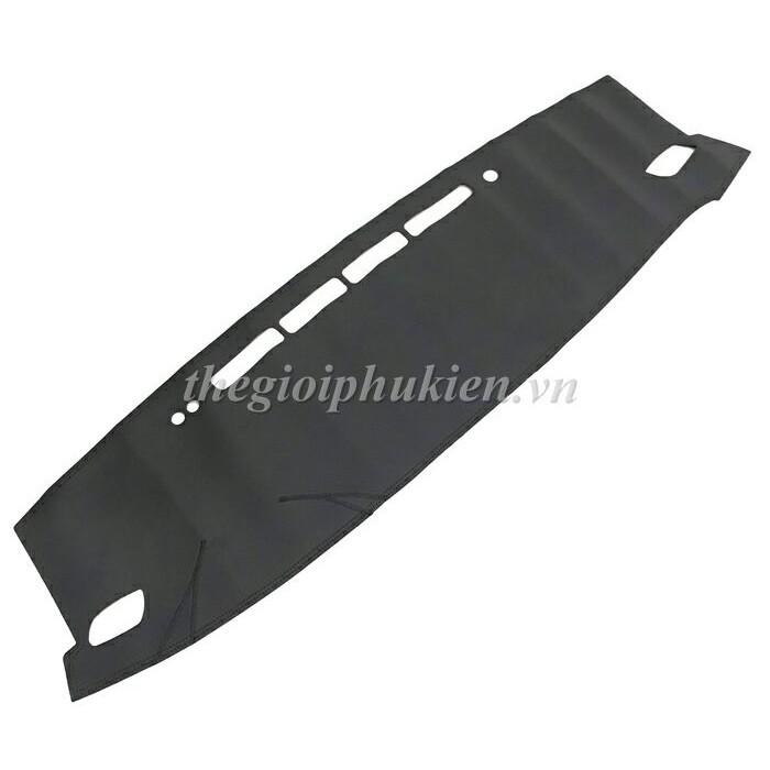 Thảm da Taplo Toyota Fortuner 2016-2019 vân Carbon cao cấp