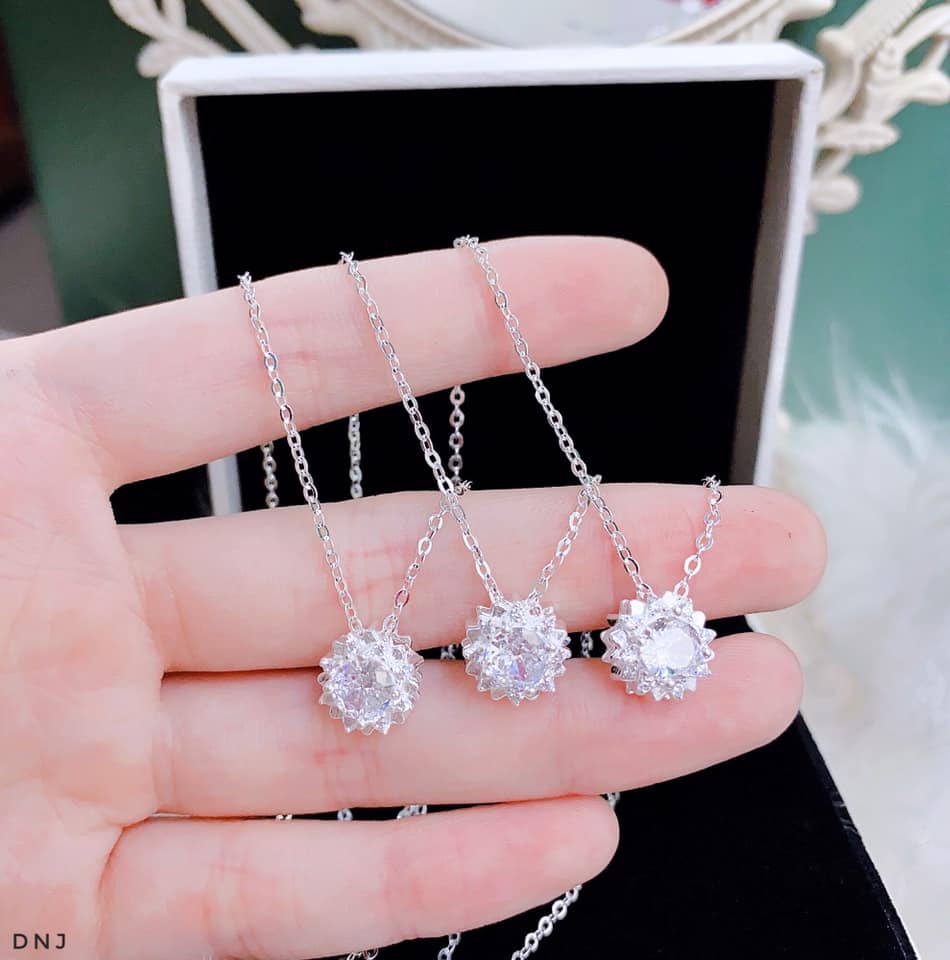 Dây chuyền nữ mặt hoa đá chất liệu bằng bạc MS085h