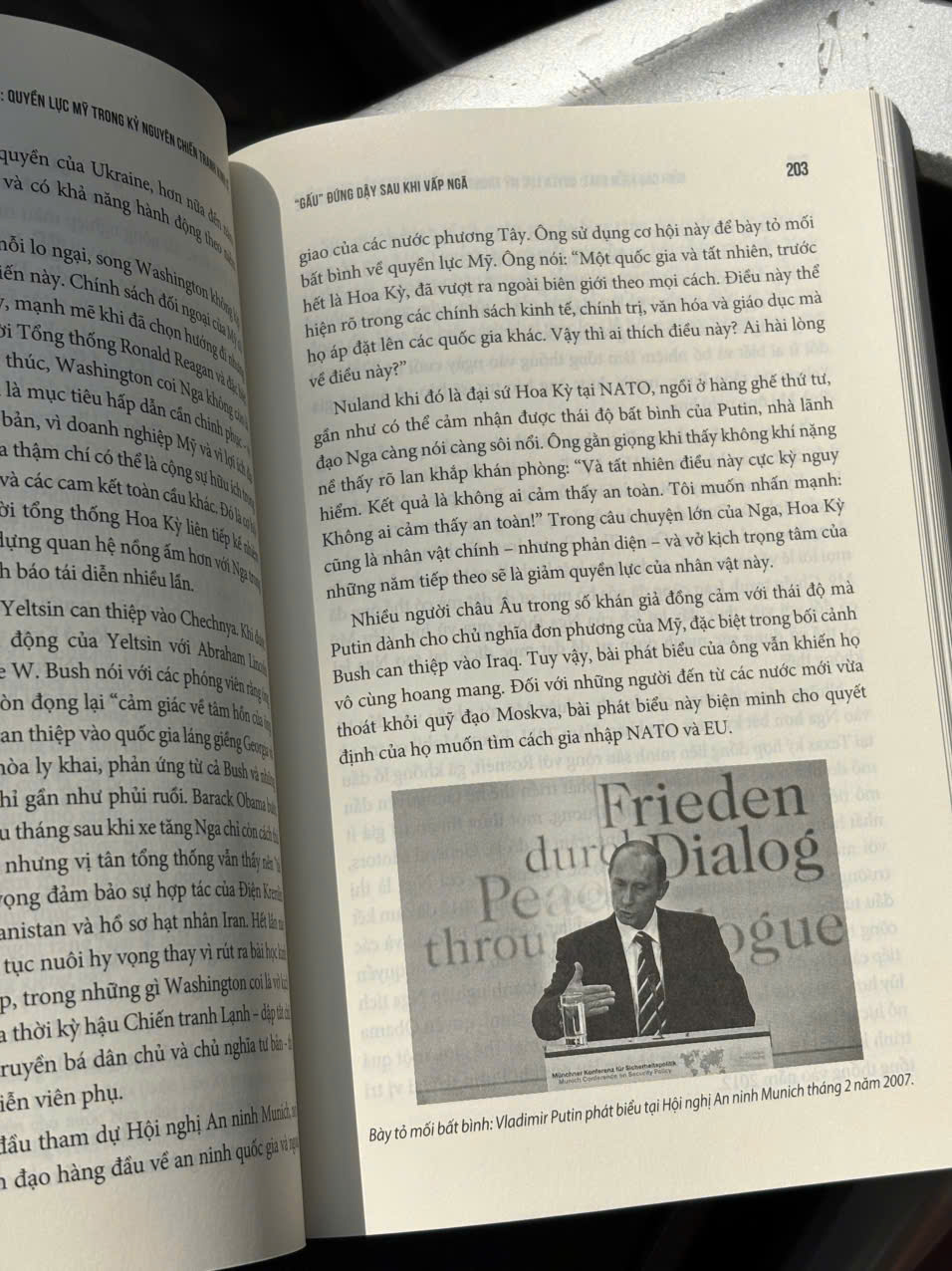CHOKEPOINTS: ĐỈNH CAO KIỂM SOÁT – QUYỀN LỰC MỸ TRONG KỶ NGUYÊN CHIẾN TRANH KINH TẾ - Edward Fishman- NXB Thế Giới- SaigonBooks
