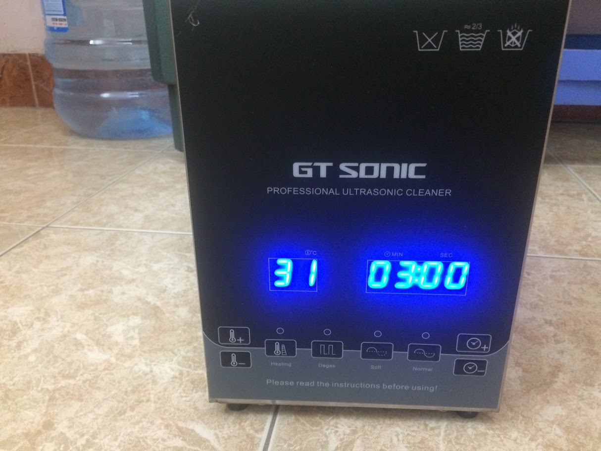 Bể rửa dùng sóng siêu âm GTsonic-D2, 2 lít làm sạch mọi vất bẩn trên bề mặt sản phẩm - Hàng chính hãng