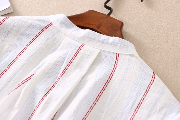 Áo sơ mi nữ công sở cổ V thiết kế 2 túi nắp ngực, sọc màu nhẹ nhàng CS93