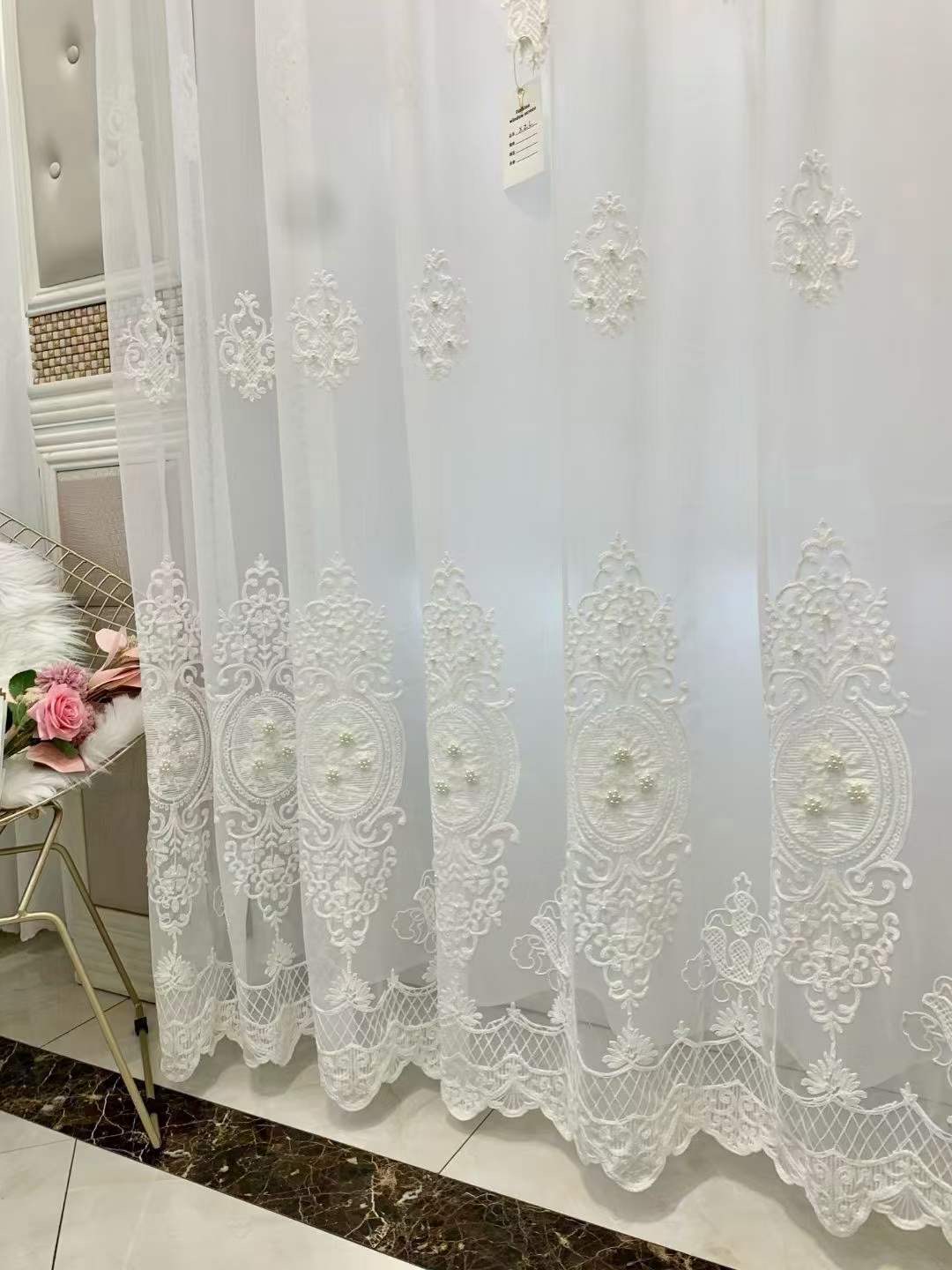 Vải rèm voan thêu hoạ tiết cổ điển