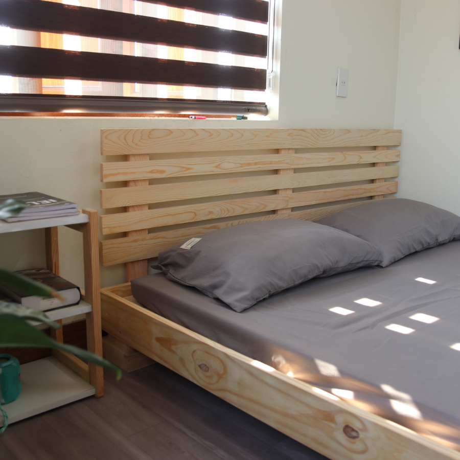 Giường ngủ gỗ CT08 Tundo màu vàng nhạt