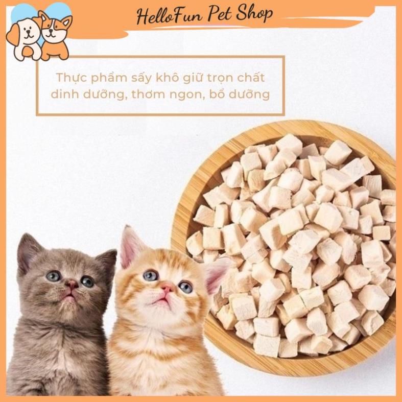 Thức ăn sấy khô cho chó mèo cao cấp