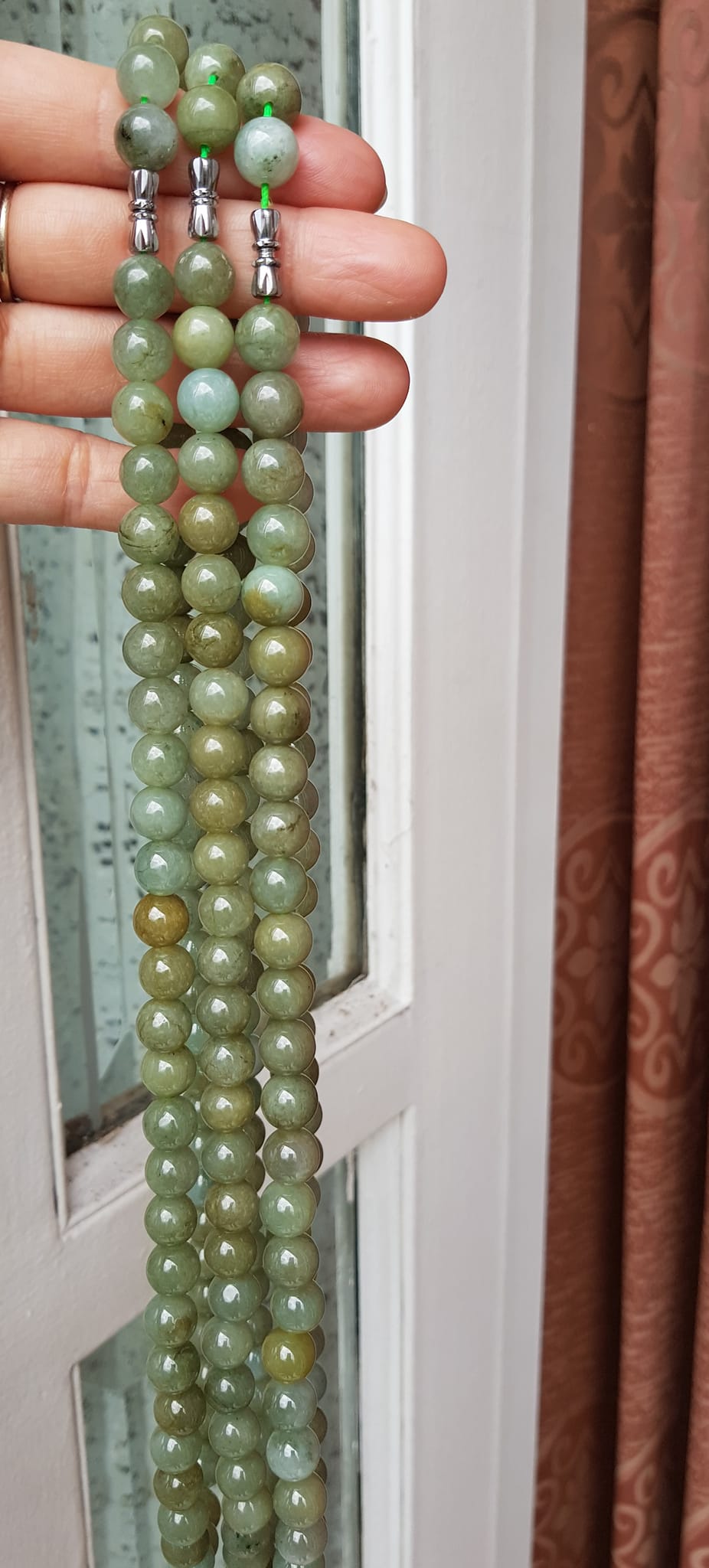 Vòng Chuỗi đeo Cổ Đá cẩm thạch tự nhiên hạt to size 9mm Màu xanh ngọc dầu bóng mượt đẹp nữ đeo cổ nhẹ nhàng mát của đá tự nhiên tâm bình yên Món quà tặng Mẹ và người thân và cho chính bản thân mình ý nghĩa ạ