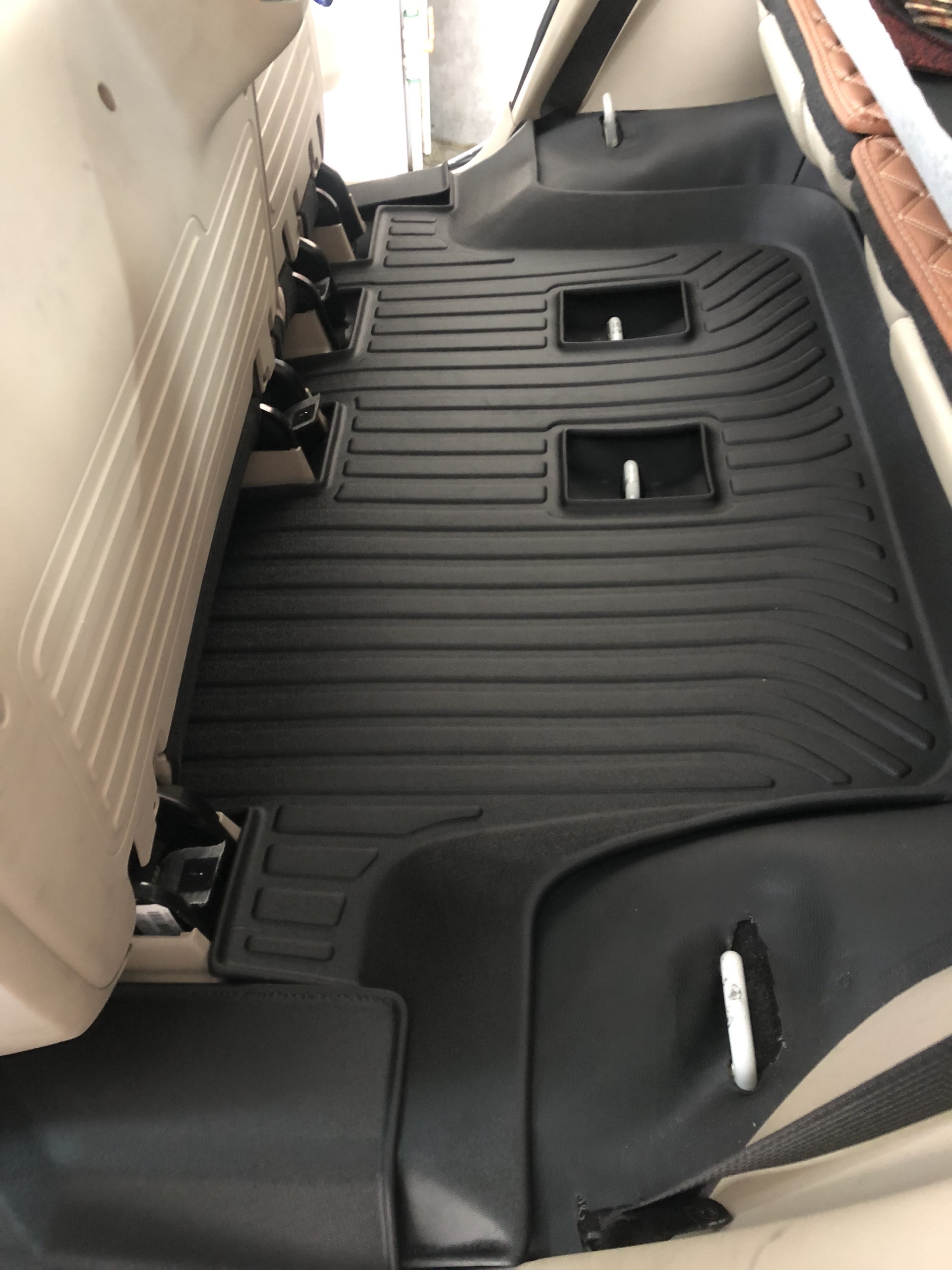 Thảm lót sàn xe ô tô Chevrolet Trailblazer (sd) Nhãn hiệu Macsim chất liệu nhựa TPE cao cấp màu đen