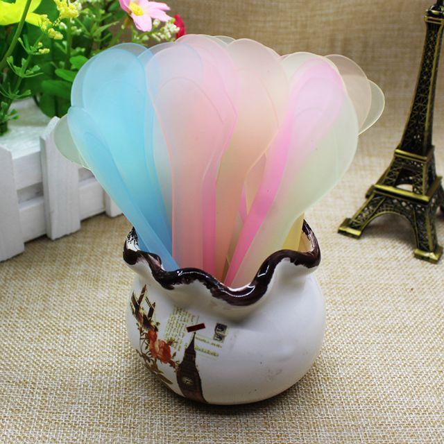 Combo 50 que quét mặt nạ y hình