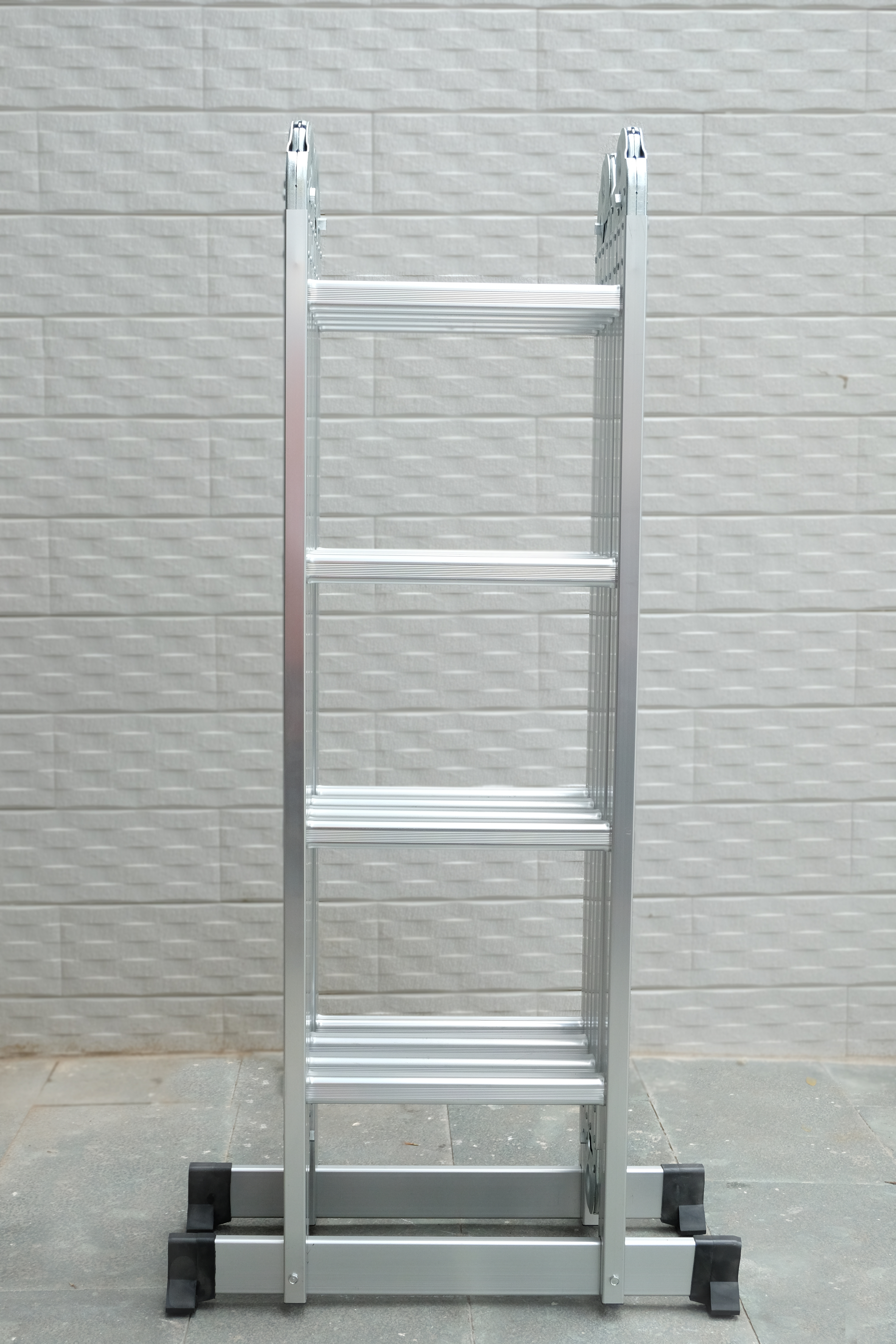 Thang nhôm gấp 4 đoạn Kagami KT-47M