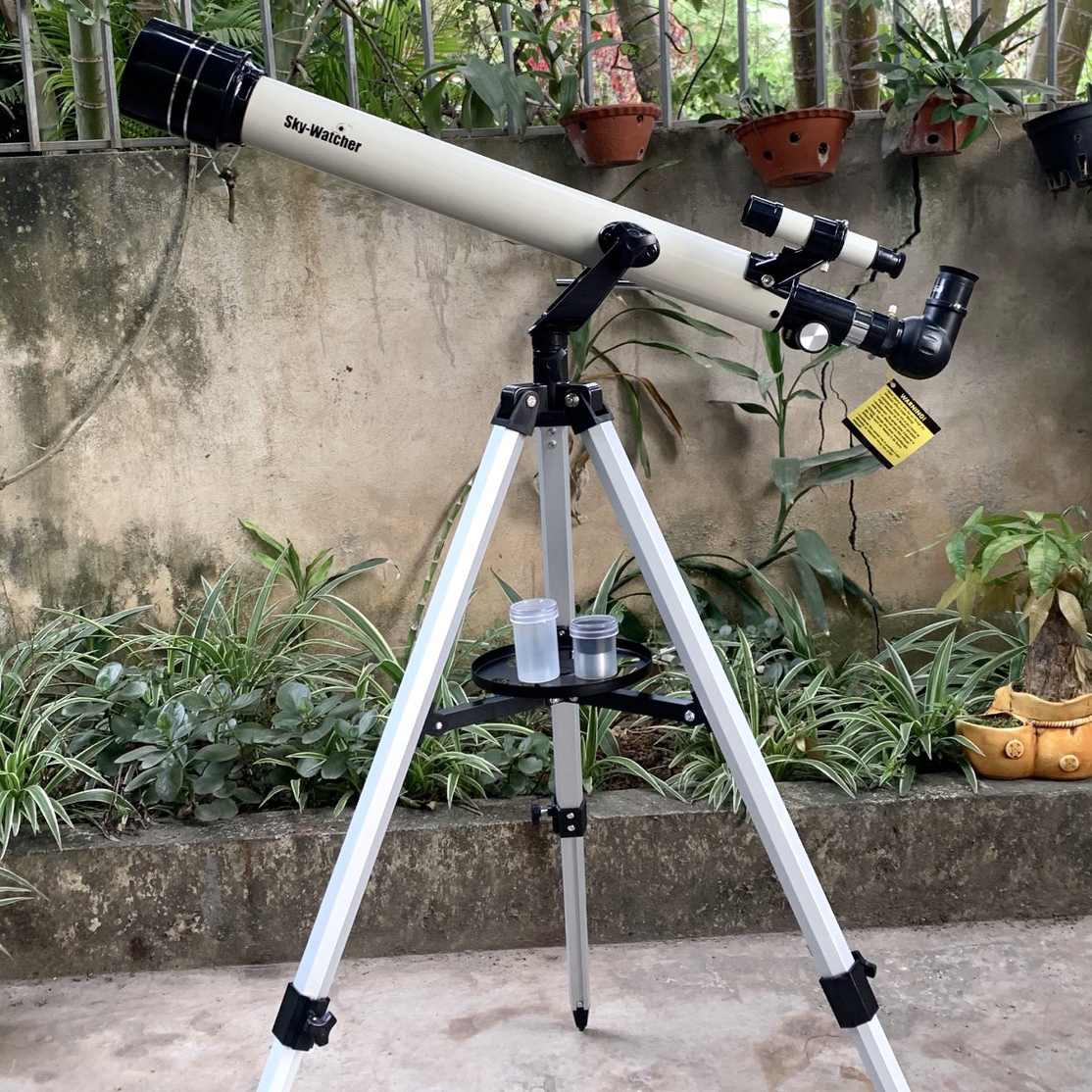 Kính thiên văn tiêu cự 700mm, khẩu độ 60mmgiá đỡ AZ dòng khúc xạ - Thương hiệu Skywatcher | Hàng chính hãng Tặng thêm kính xem nhật thực, 1 tấm lọc màu)