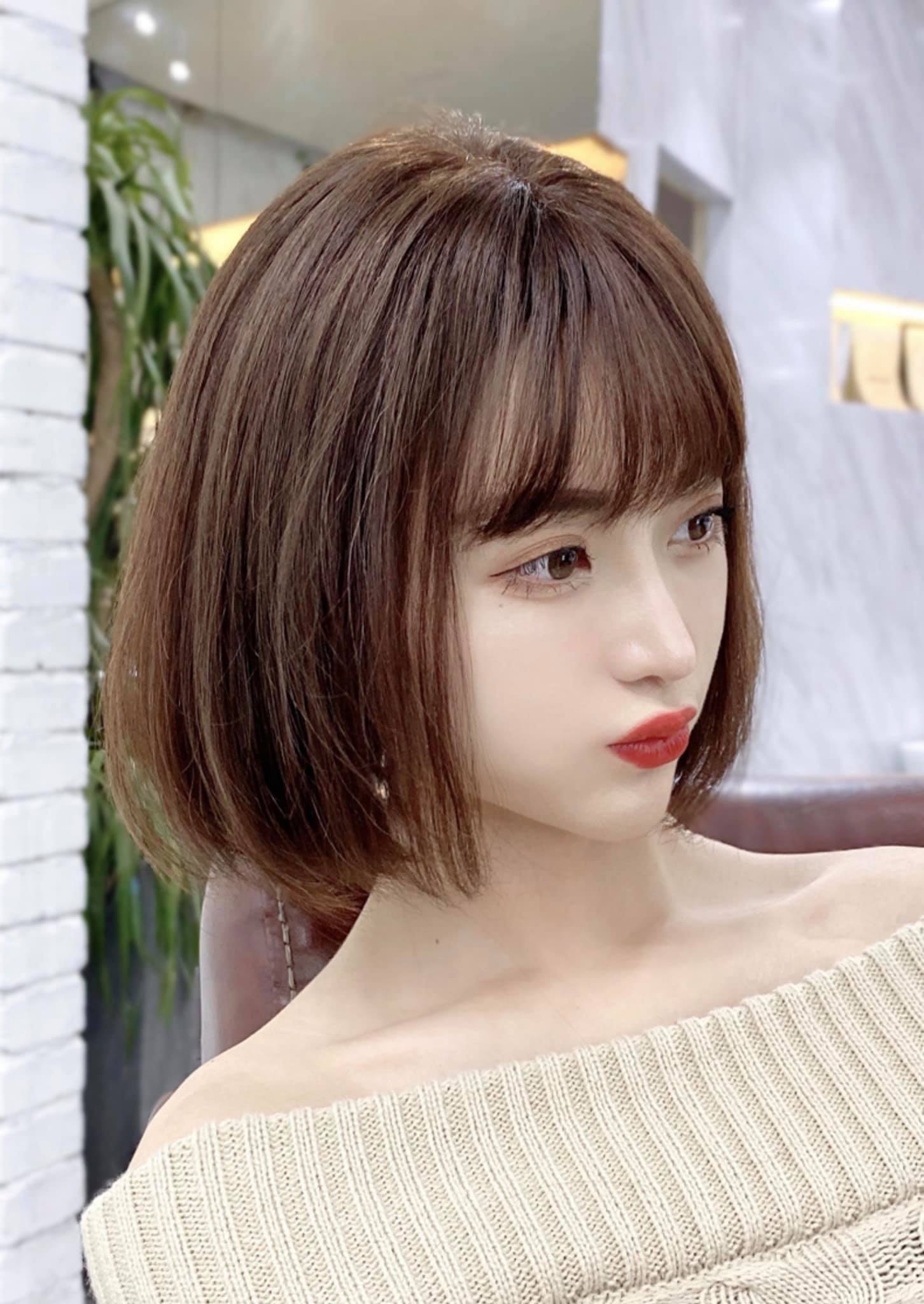 Tóc giả nữ nguyên đầu cup ngắn, tóc giả bộ cả đầu mái thưa vic ngắn