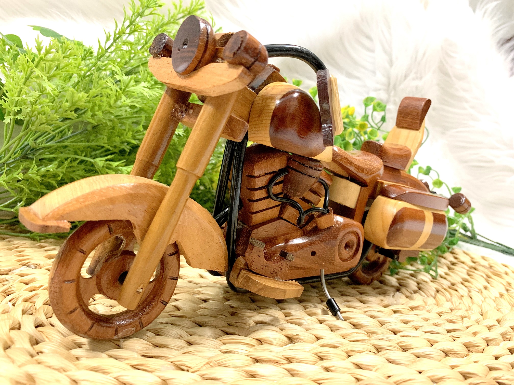 Xe Môtô mô hình Harley Davidson gỗ gõ
