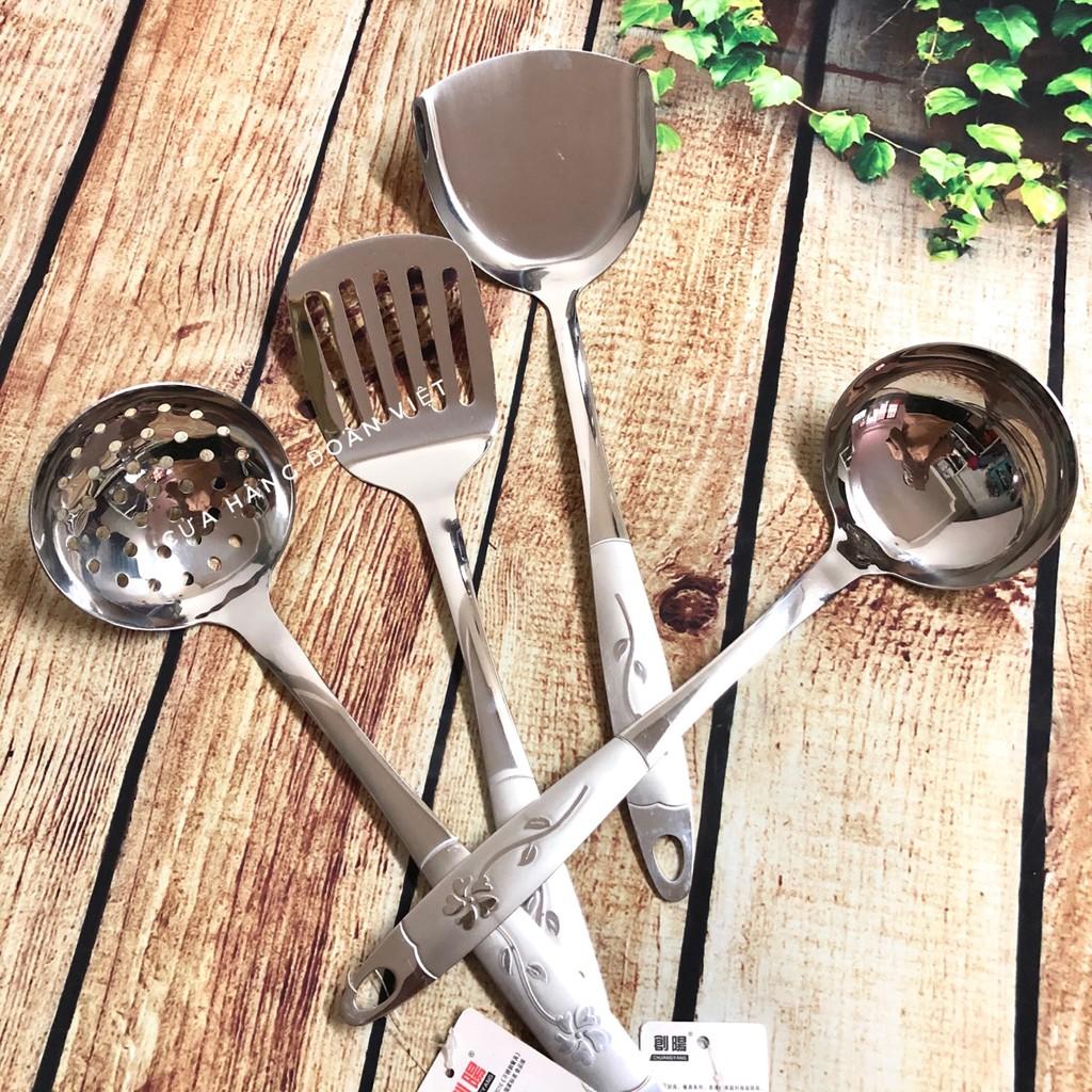 Bộ Vá Sạn Inox Cán Bông Sắc Sảo