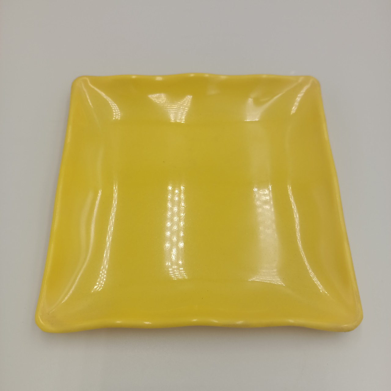 Dĩa Nhựa Melamine Hinh Vuông Nhiều kích cỡ