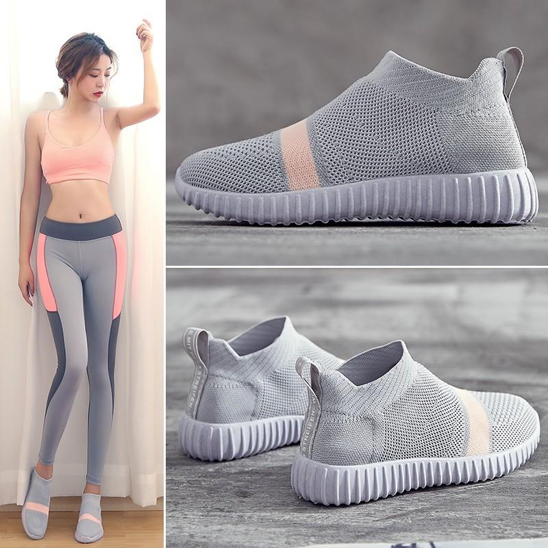 Giày thể thao nhẹ màu trắng thời trang cho nữ