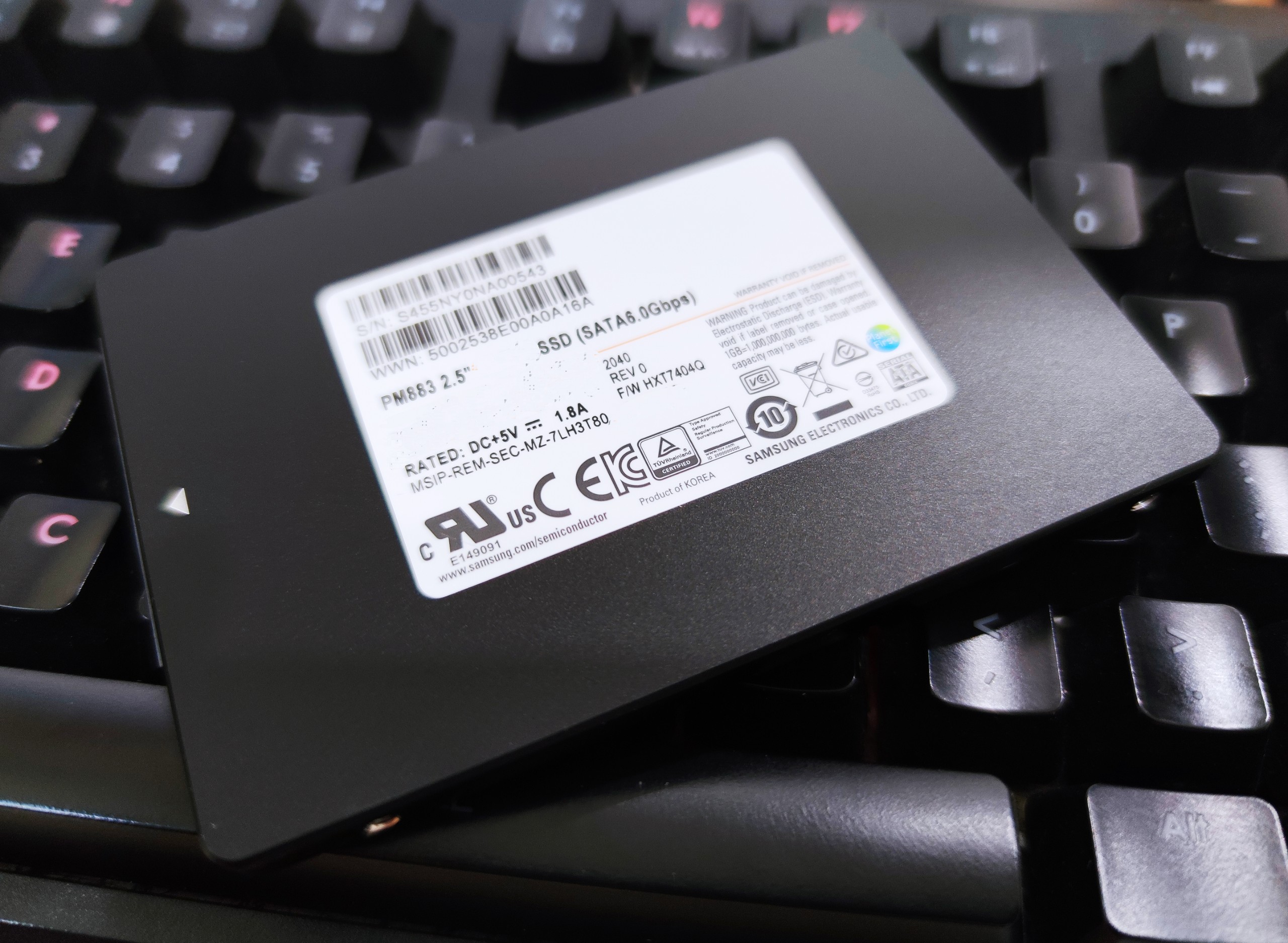 Ổ Cứng SSD Enterprise Samsung PM883 - Hàng Nhập Khẩu