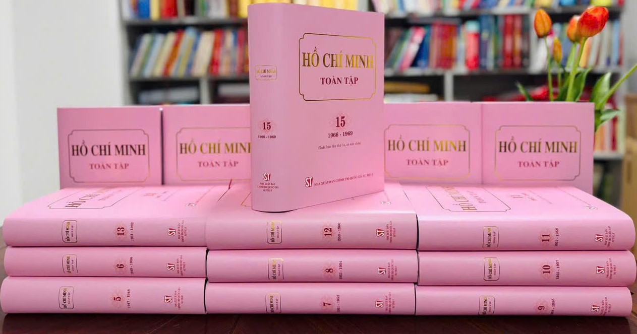 Hồ Chí Minh toàn tập (xuất bản lần thứ ba, có sửa chữa) (từ tập 1 đến tập 15)