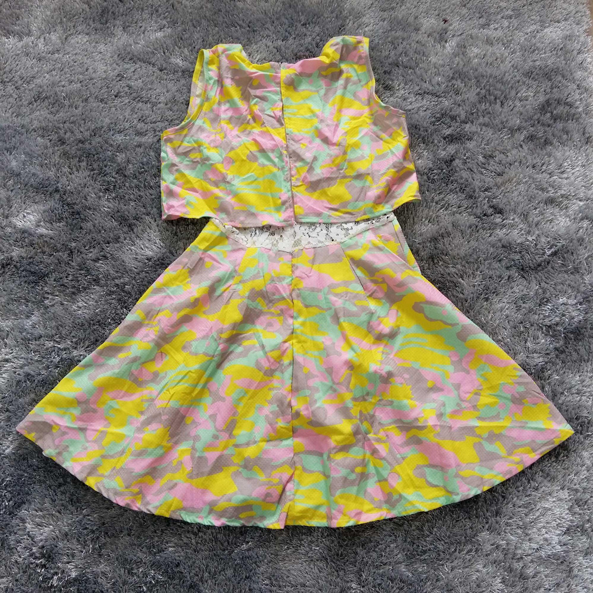 Đầm xòe họa tiết màu vàng size L