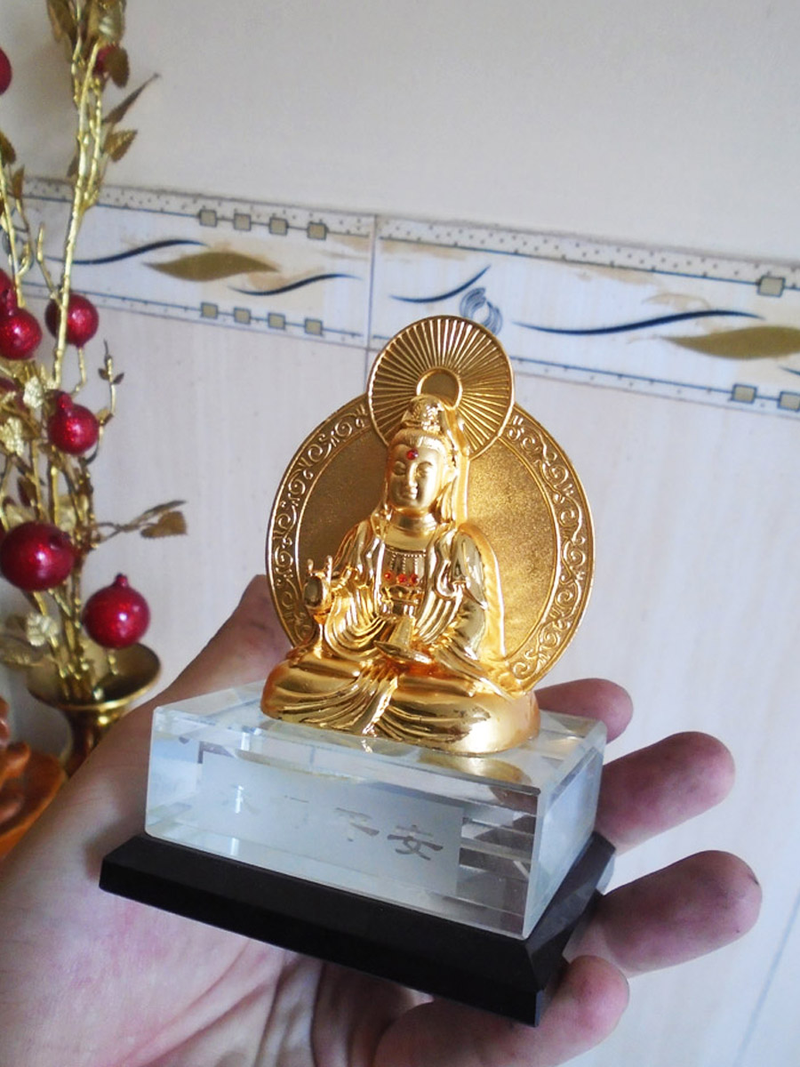 Tượng Phật Bà Quan Âm hai mặt vàng ánh kim đế pha lê QAPL01