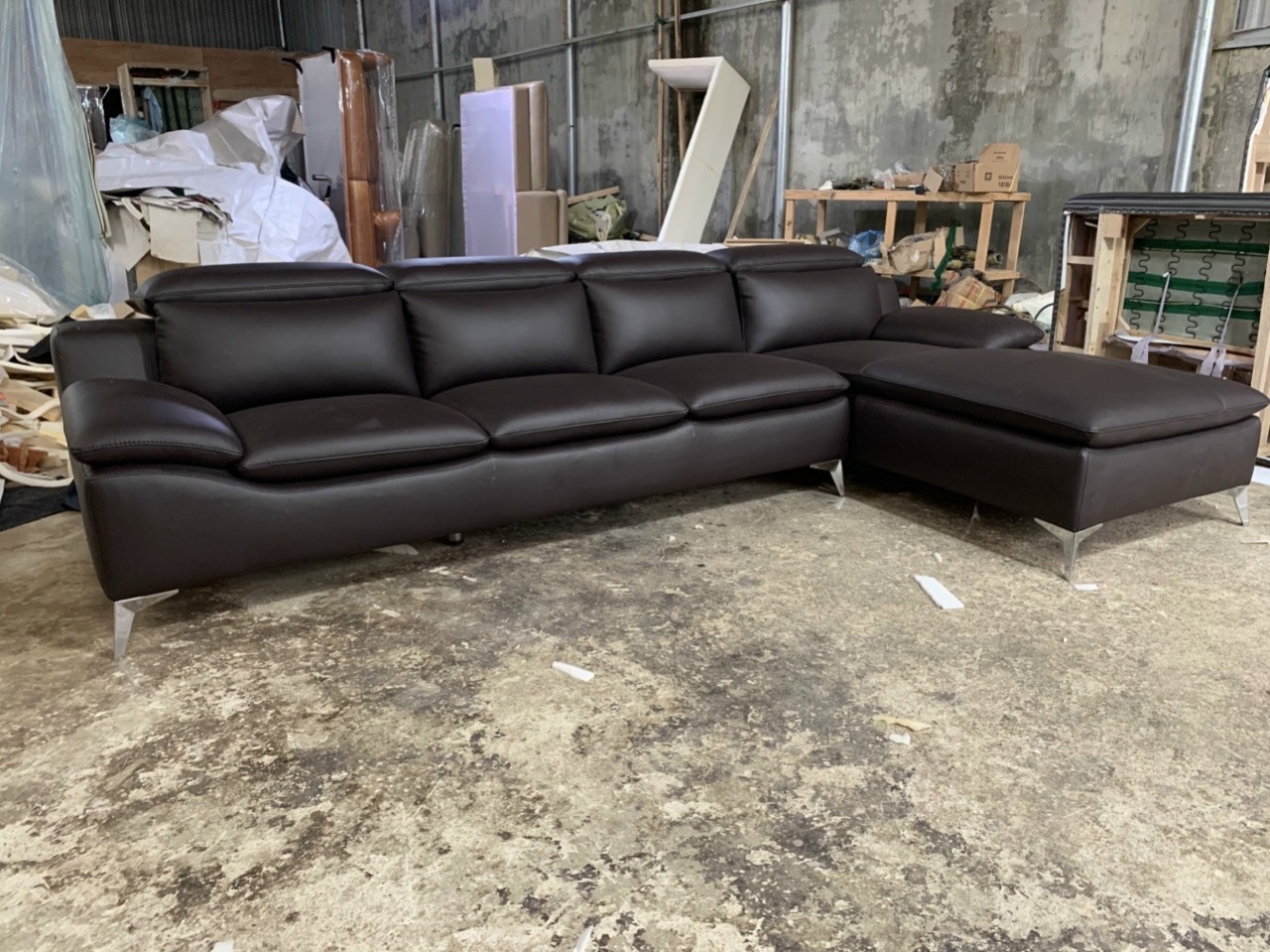 Sofa da Hàn Quốc Juno Sofa 3.1 m x 1.7 m, Đầu bật chân inox